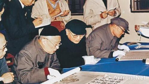 �����b��