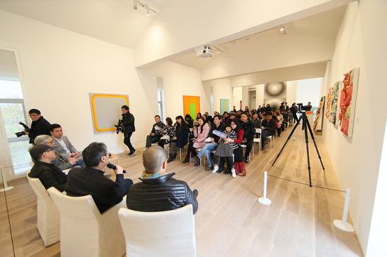 չ�[�F(xi��n)��