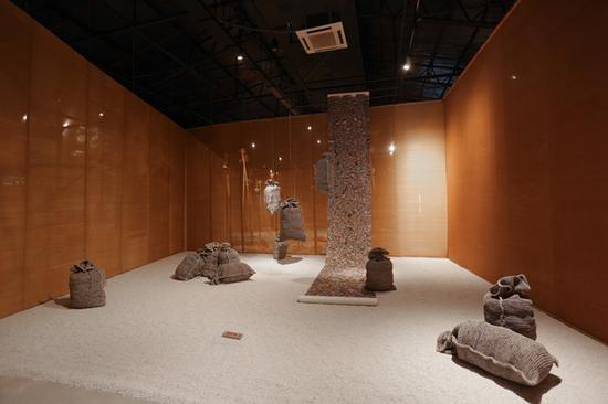 ���׵���Ʒ����ӈ���ʾ����������������ģ������Ƭ�����ȡ�x�Ĳ�ͬ�ɼ{��ʽ��