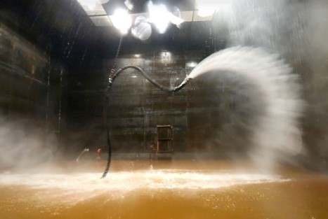 �Oԭ&�����������ɡ���2009�ꡣ���ٰ����߉�Һ���á�����ˮ��������˨����ӿ���ϵ�y(t��ng)��1700 x 2000 x 1200 ���ס��Ї��Ϻ����ҫ���g�^�b�ìF(xi��n)����2009�����DƬ��ࣺ�Oԭ&����������